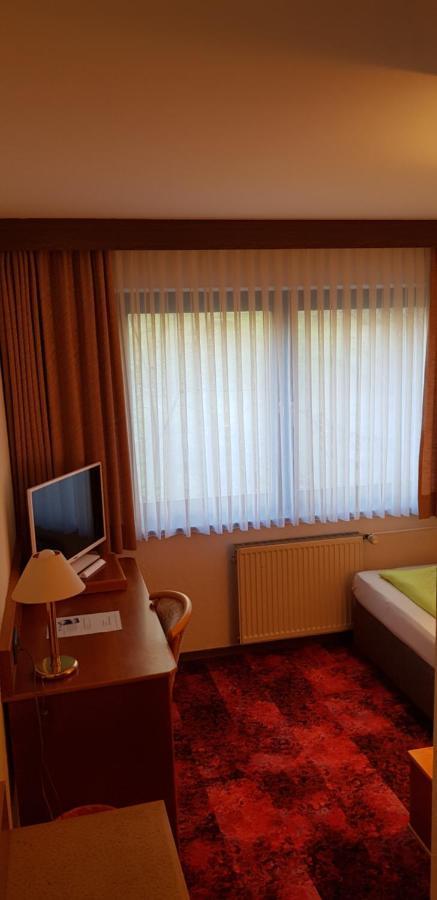 Panorama Hotel Pension Frohnau Бад Захса Екстериор снимка