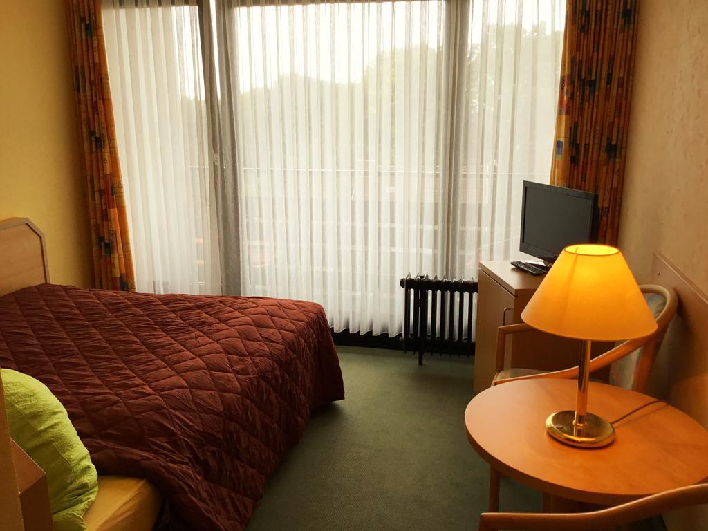 Panorama Hotel Pension Frohnau Бад Захса Екстериор снимка