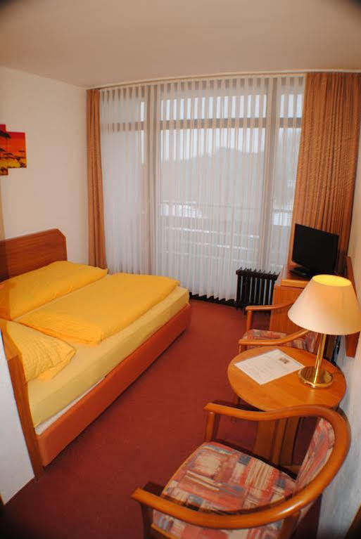 Panorama Hotel Pension Frohnau Бад Захса Екстериор снимка